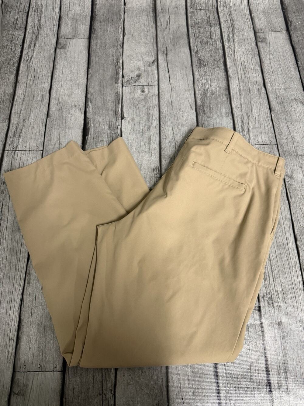 Men’s Ben Hogan Golf Pants Khaki Tan Performance Lightweight 42x32 42W 32L